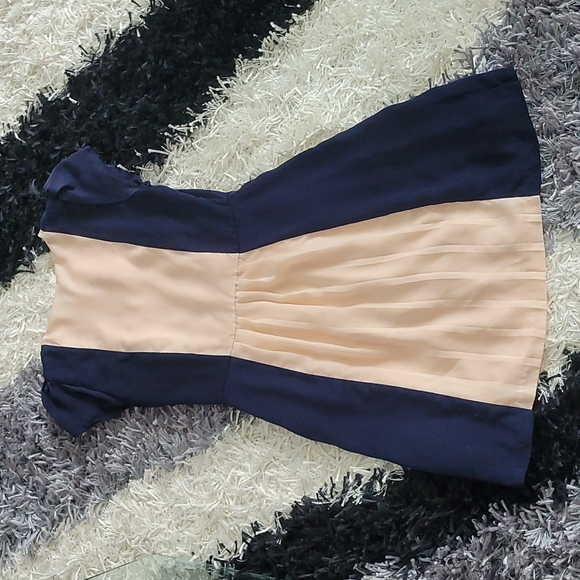 MANGO pleated, flowy dress - Picture 3 of 4